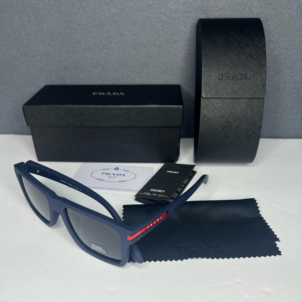 Styling Sun Glasses